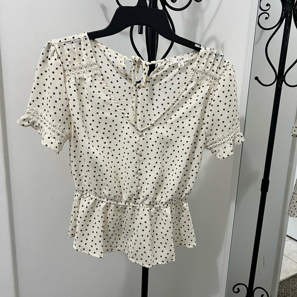 E&M. Cream Ruffled Peplum Blouse with Tie Front. #02 - Picture 1 of 9